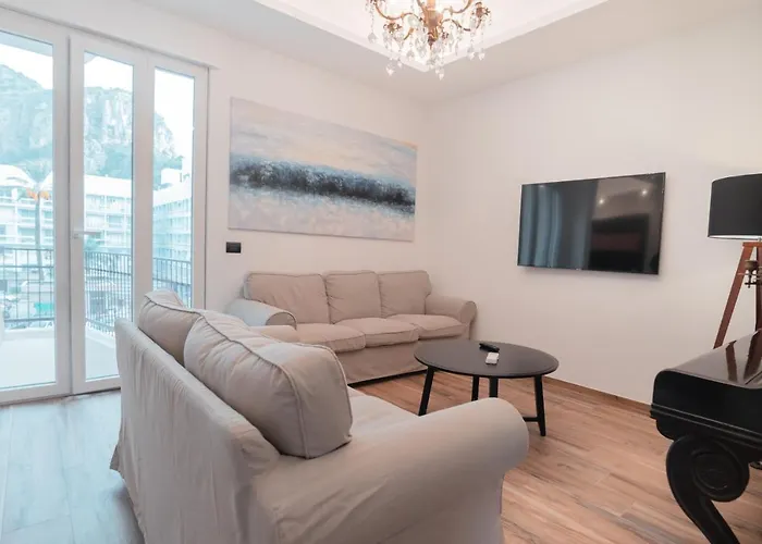 Al Cavaliere Design Downtown * Cefalu